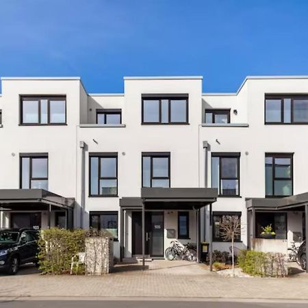 Privat Zimmer Richtung Messe Ганновер Экстерьер фото