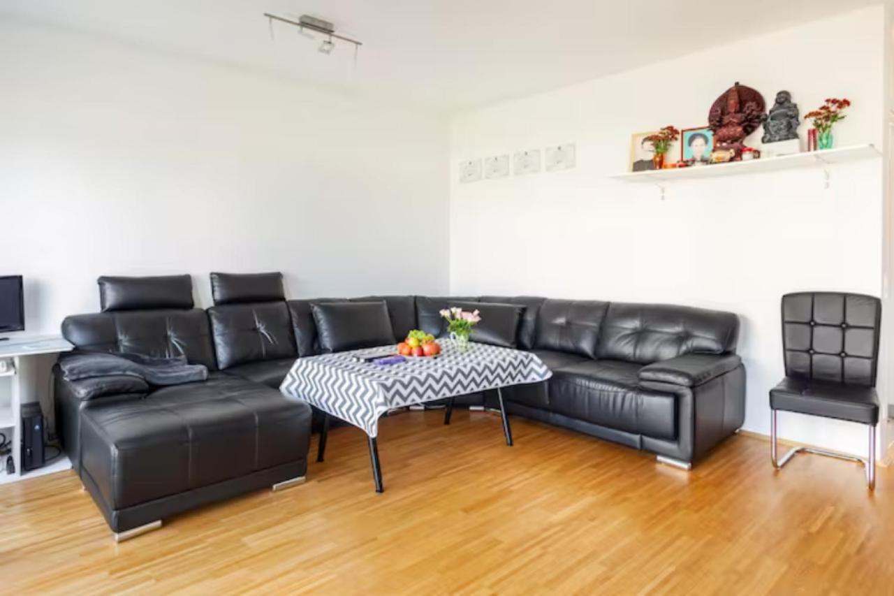 Privat Zimmer Richtung Messe Ганновер Экстерьер фото